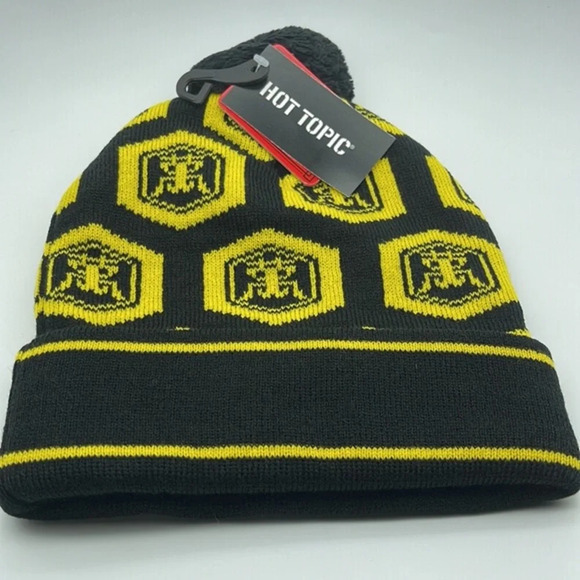 Kikkoman Soy Sauce Pom Beanie - Picture 4 of 6